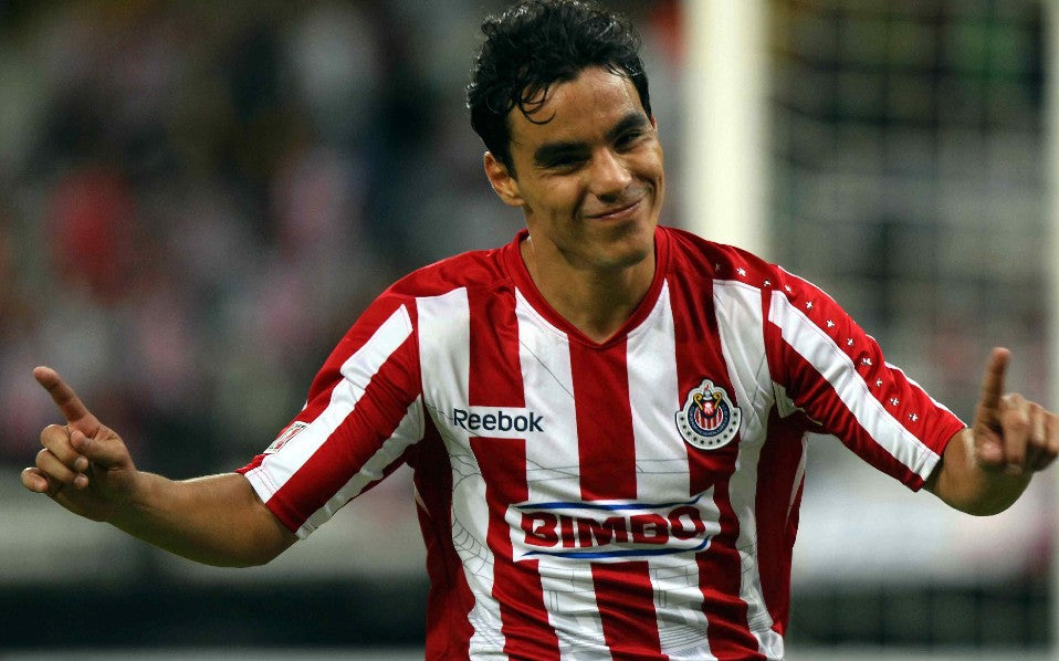 Chivas 2010-2011 Local