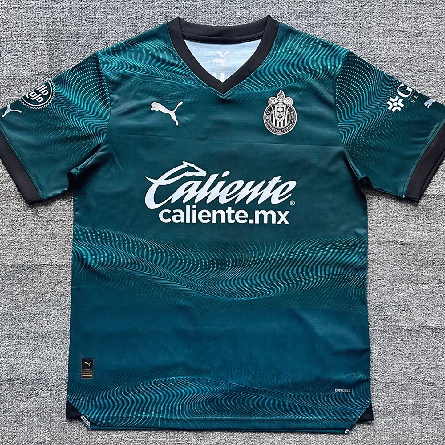 Chivas 23/24 Alternativo